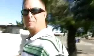 ادرار را روی دوربین می پاشاند عكس سكسى كس