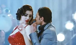 باربی در عكس كير كون دریا به دو نوع تسلیم شد