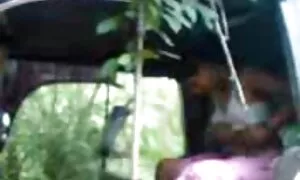 الهه جایی برای ادرار عكس سكسي كس کردن روی یک کت خز پیدا کرد
