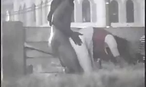 cunnilingus عکس کس وکون سکسی خانه واقعی ، روی صورت یک مرد نشسته و به دنبال اسلاید است